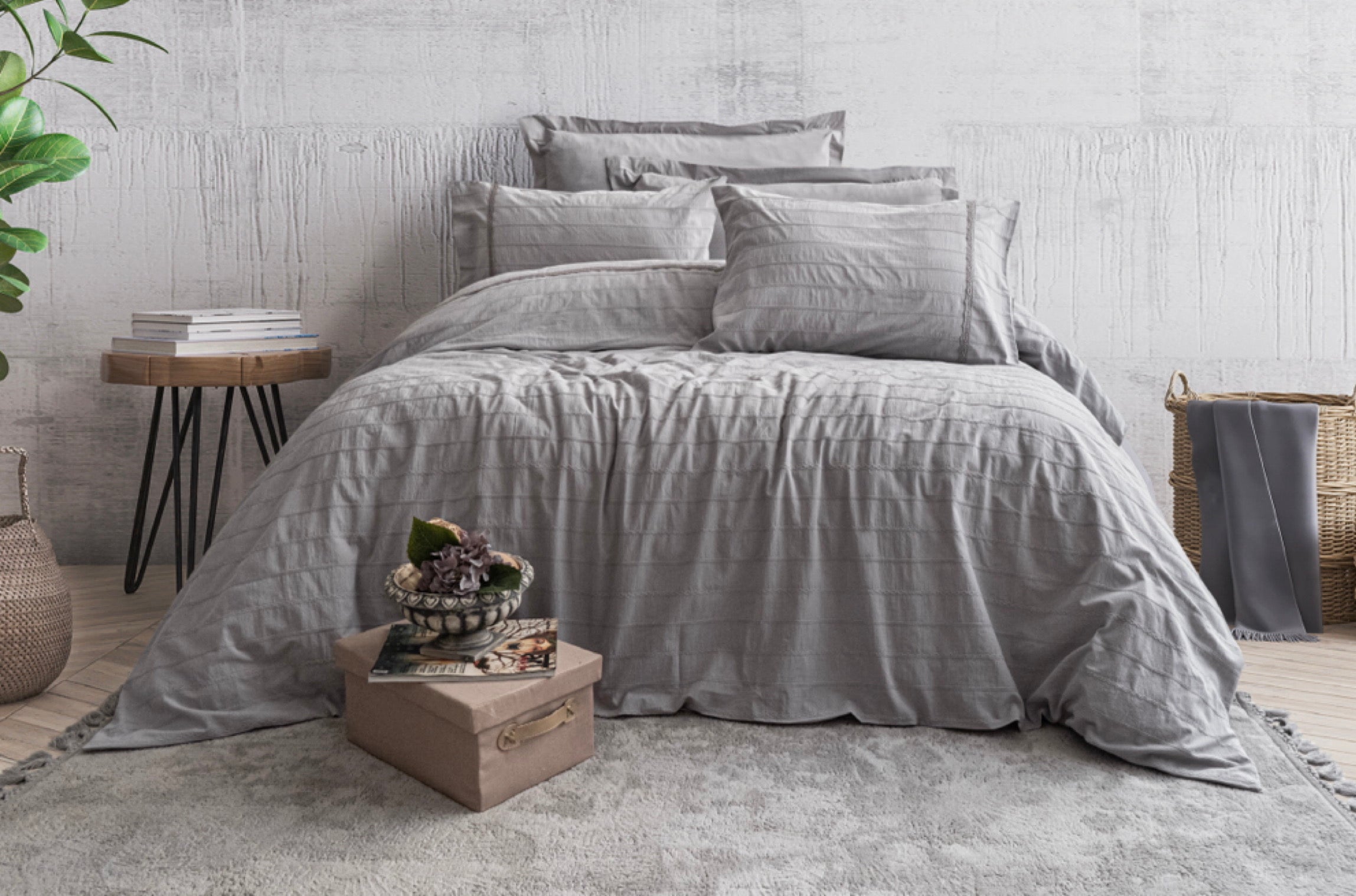 "JASMIN" Bed Linen Full Set (QUEEN)