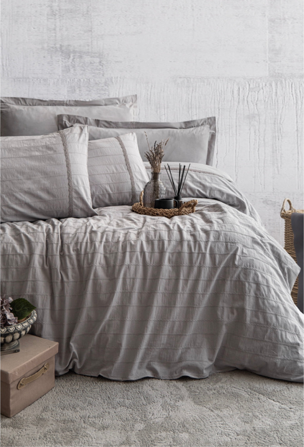 "JASMIN" Bed Linen Full Set (QUEEN)