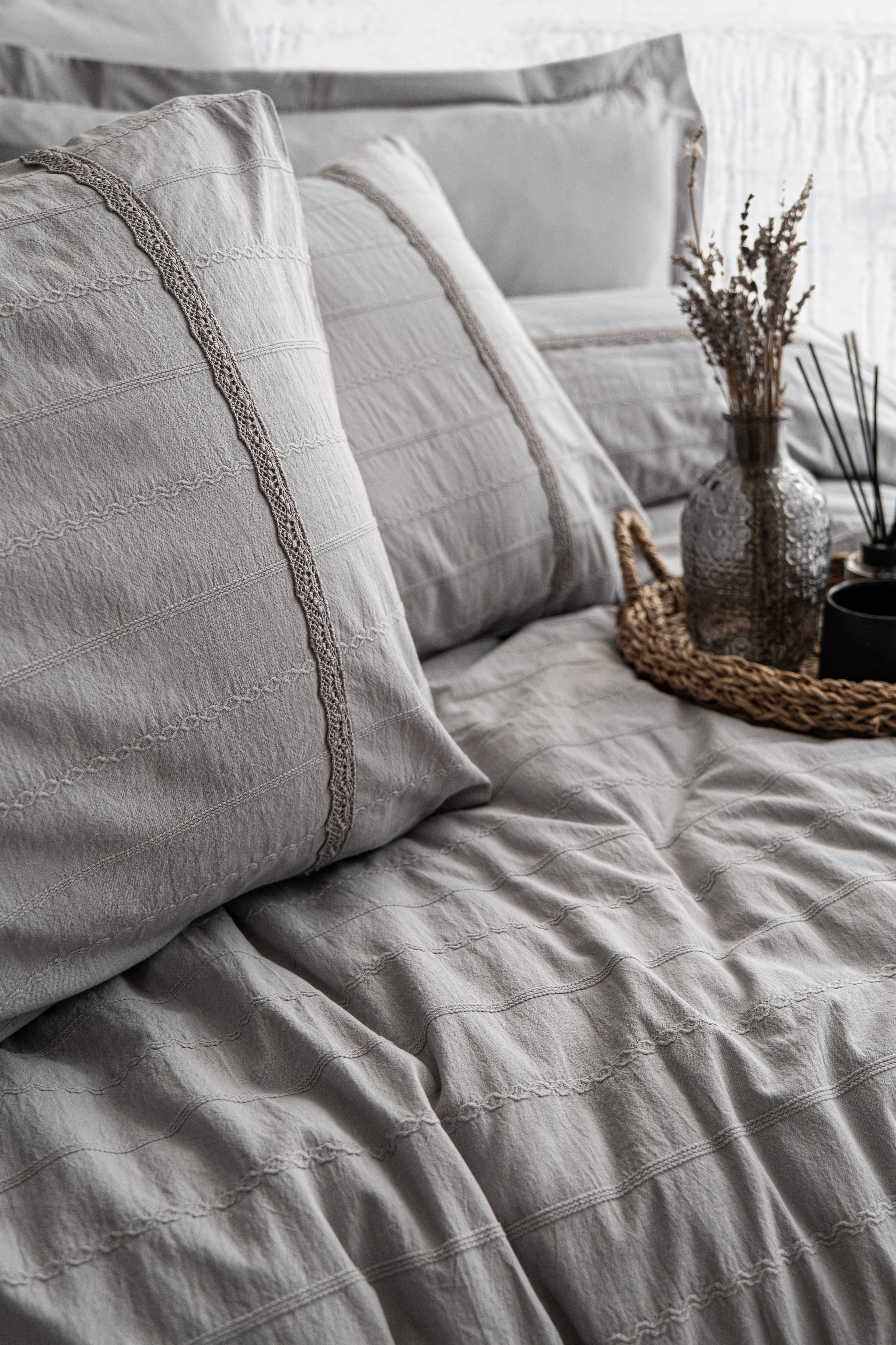 "JASMIN" Bed Linen Full Set (QUEEN)