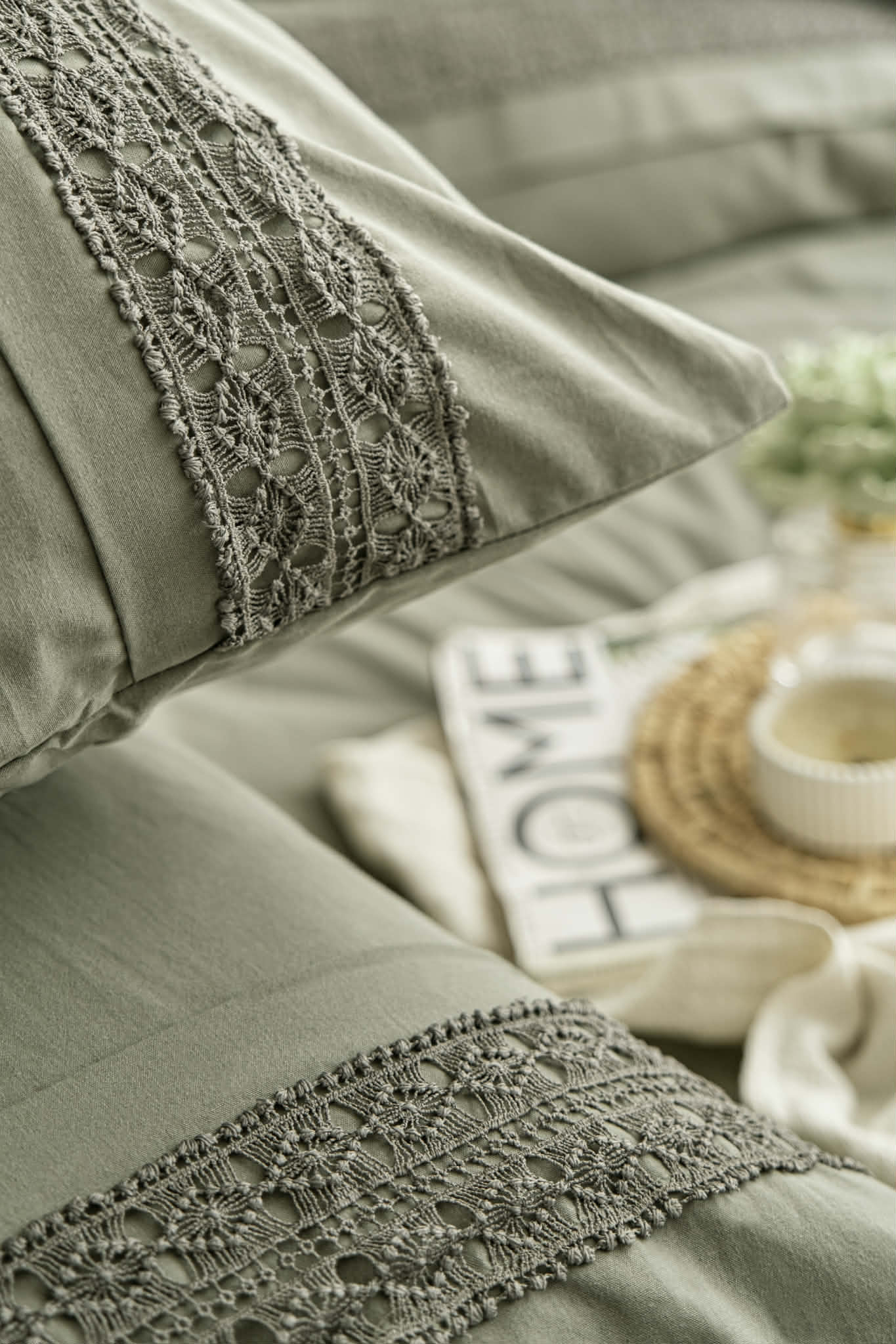 "FREYA" Bed Linen Full Set (Queen)
