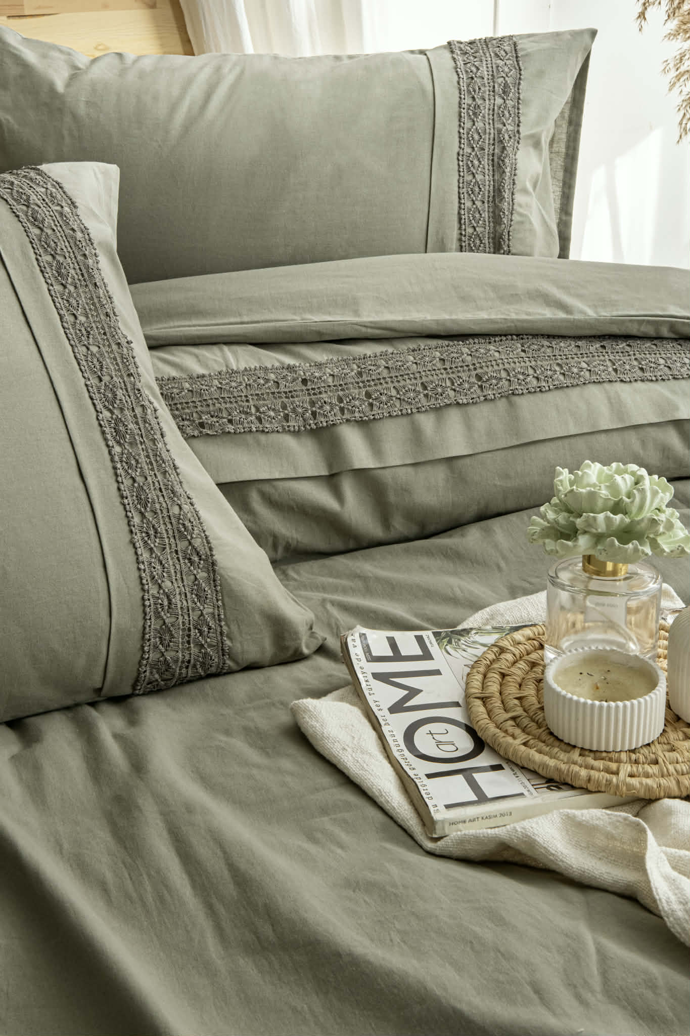 "FREYA" Bed Linen Full Set (Queen)
