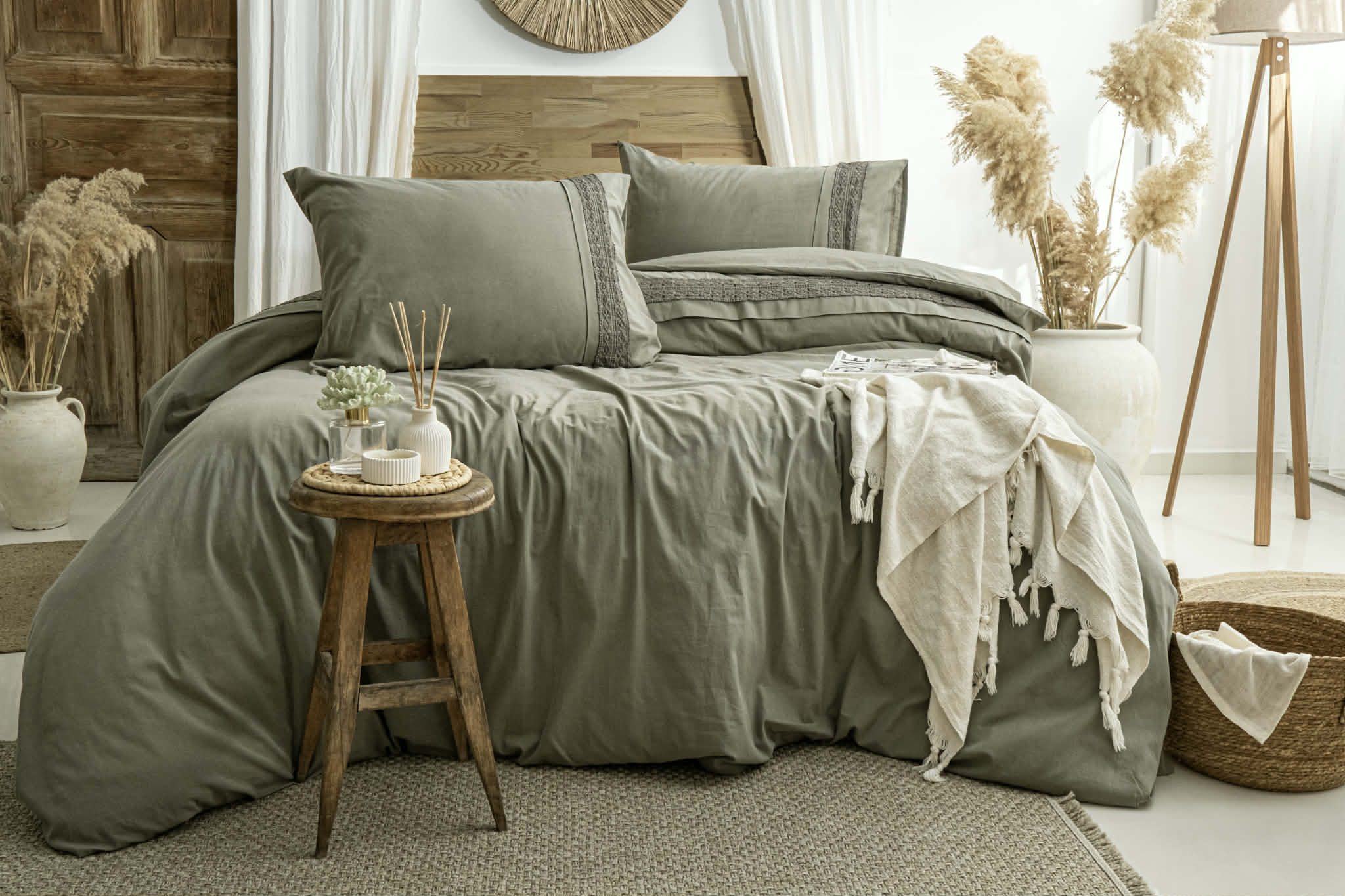 "FREYA" Bed Linen Full Set (Queen)